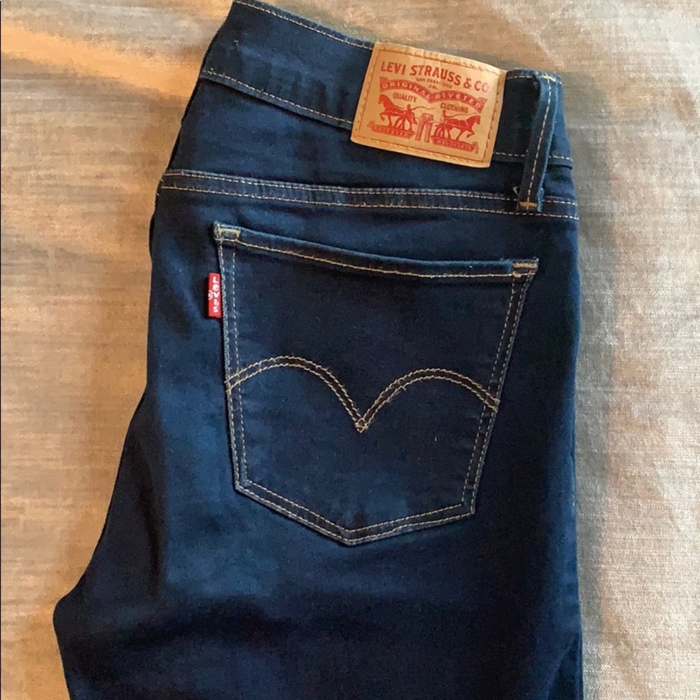 Levi’s 710 Super Skinny Jeans